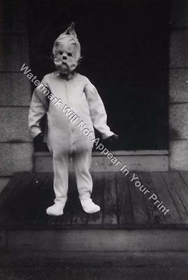 A78 FREAKY BIZARRE STRANGE ODD Kid Rabbit Mask VINTAGE PHOTO WEIRD Pic Image